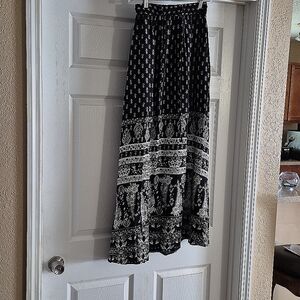 Black and white long/maxi skirt.